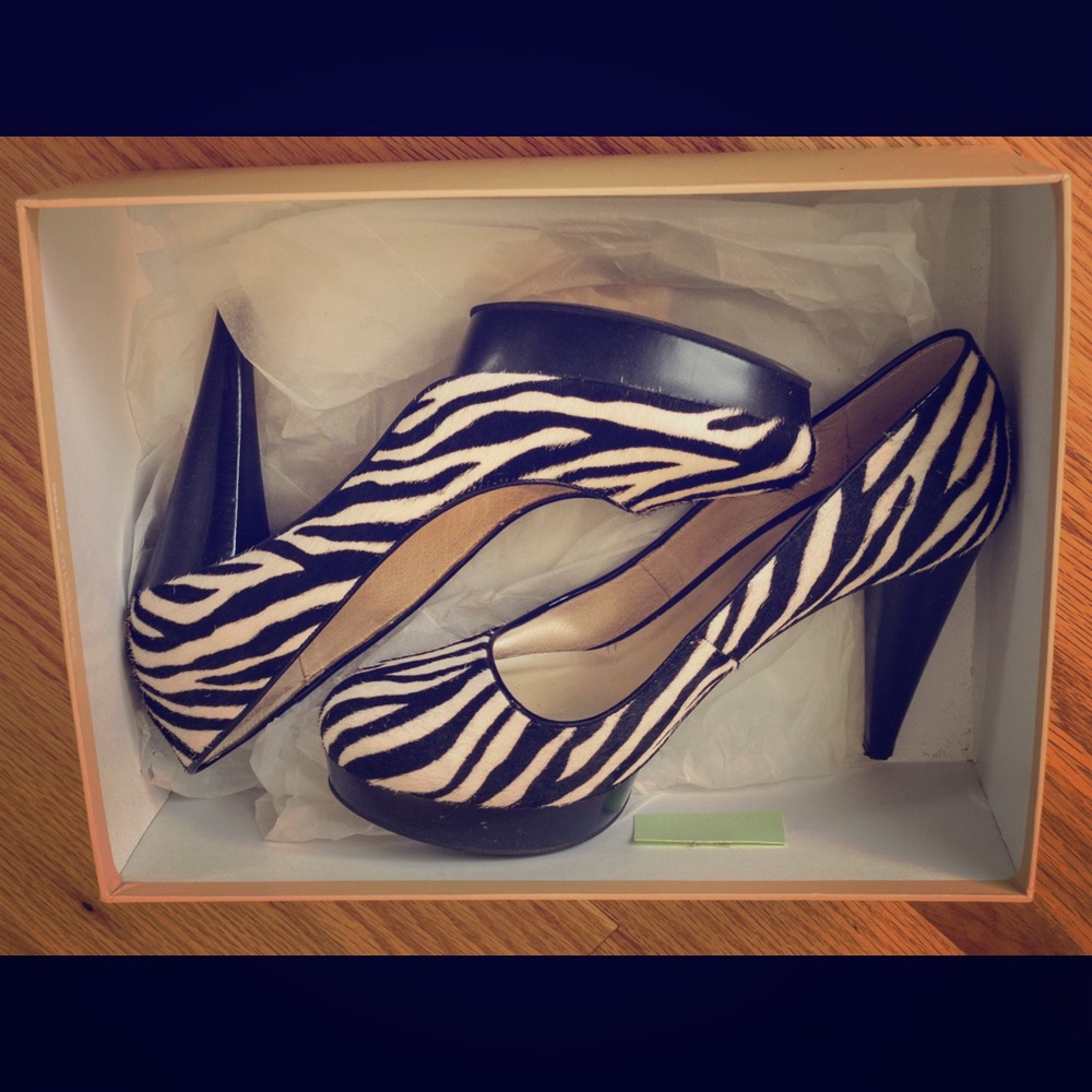 Michael Kors zebra hair pump